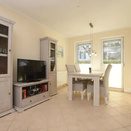 52 1 Lindenweg 6a * Karlshagen