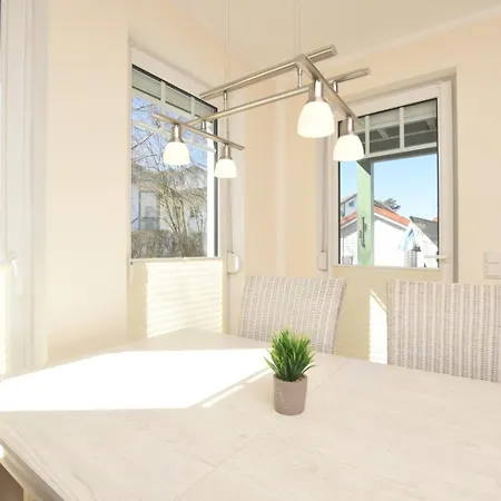 52 1 Lindenweg 6a Karlshagen